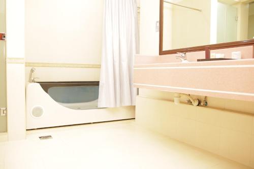 Ванна кімната, Kabul Star Hotel & Restaurant in Kabul Ванна кімната, Kabul Star Hotel & Restaurant in Kabul