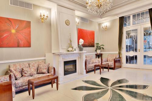 Lobby, Sun Palace Wellness Hotel in Marianske Lazne Lobby, Sun Palace Wellness Hotel in Marianske Lazne