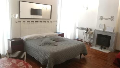 Hotel Spanish Step Suite