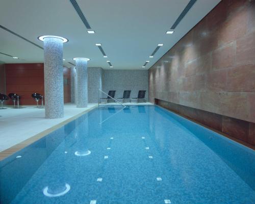 Uszoda, Radisson Collection Hotel, Berlin near Aquadom&Sea Life Uszoda, Radisson Collection Hotel, Berlin near Aquadom&Sea Life