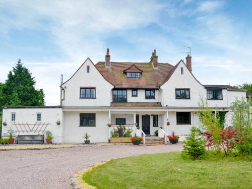 This photo about Long Range shared on HyHotel.com