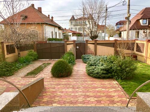 Kert, Casa Coquette Buzau in Bodzavásár Kert, Casa Coquette Buzau in Bodzavásár