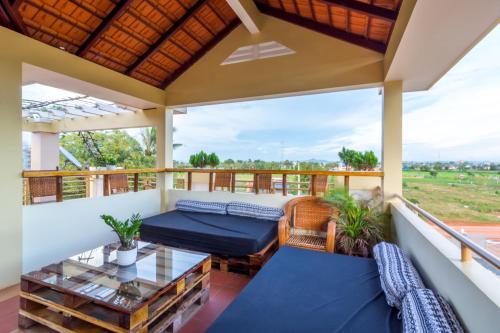 Balcony/terrace, Karma Traders Kampot in Kampot Balcony/terrace, Karma Traders Kampot in Kampot