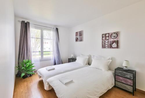 This photo about 123home-Le middle town shared on HyHotel.com