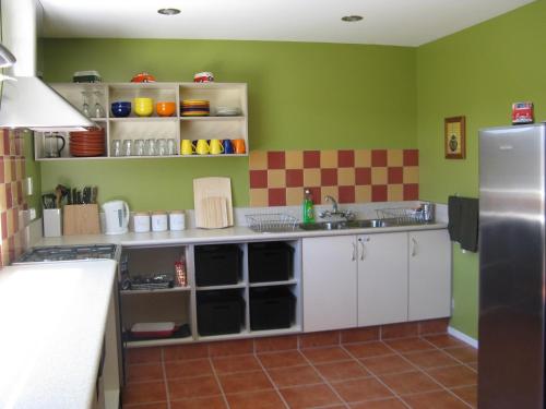 Παροχές, The Bug Backpackers in Nelson Παροχές, The Bug Backpackers in Nelson