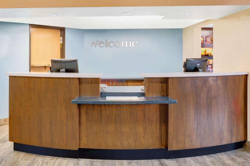 Predvorje, Days Inn & Suites by Wyndham Page Lake Powell in Page (AZ) Predvorje, Days Inn & Suites by Wyndham Page Lake Powell in Page (AZ)