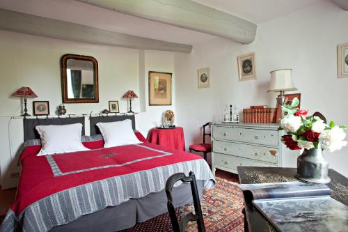 This photo about La Nesquiere Chambres d'Hotes shared on HyHotel.com
