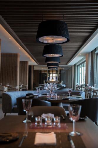 אוכל ומשקאות, Mysk Al Mouj Hotel in מאסקט אוכל ומשקאות, Mysk Al Mouj Hotel in מאסקט
