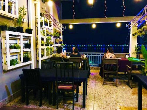This photo about Tonle Khmer Guesthouse and Sky Bar shared on HyHotel.com