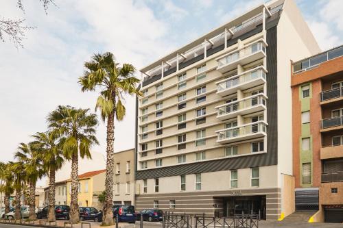 Sisäänkäynti, Aparthotel Adagio Marseille Timone in Marseille Sisäänkäynti, Aparthotel Adagio Marseille Timone in Marseille