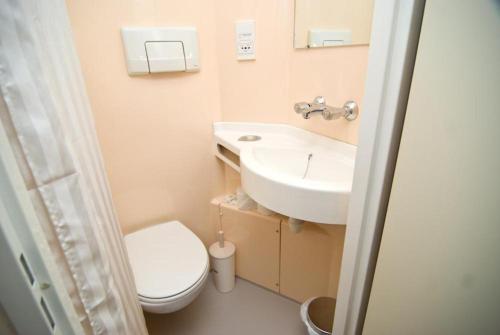 This photo about Seymour Hotel shared on HyHotel.com