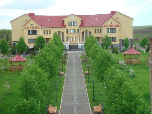 Hotel - restaurant "Lion's heart" in Velyka Omelyana Hotel - restaurant "Lion's heart" in Velyka Omelyana