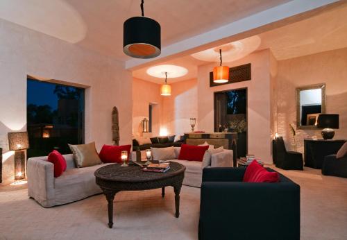 酒吧/高級酒吧, The Capaldi Hotel, Restaurant & Spa in 埃娜維莎 酒吧/高級酒吧, The Capaldi Hotel, Restaurant & Spa in 埃娜維莎