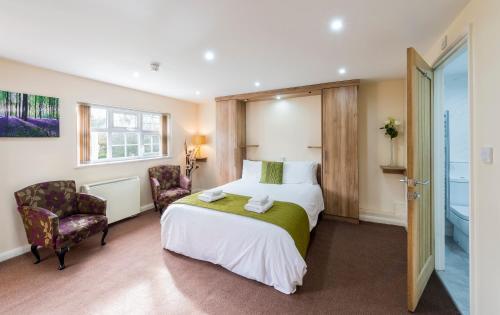 The Limes Country Lodge Hotel in Solihull The Limes Country Lodge Hotel in Solihull