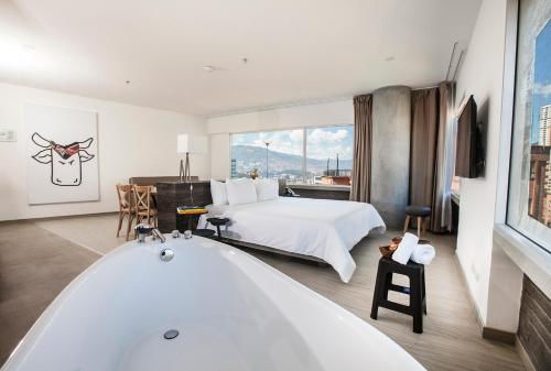 Viaggio Medellin Grand Select