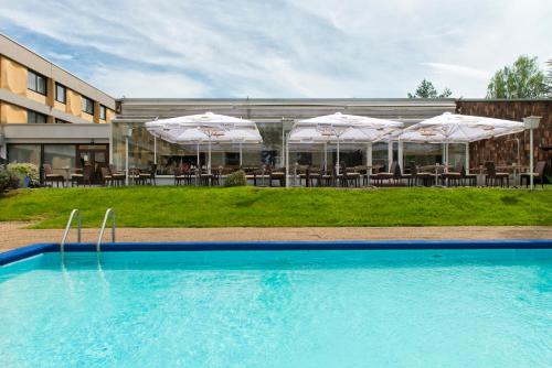 Басейн, Mercure Hotel Saarbruecken Sued in Саарбрюкен Басейн, Mercure Hotel Saarbruecken Sued in Саарбрюкен