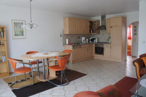 Konyha, Ferien- und Reiterparadies Voßhörnerhof (Ferien- und Reiterparadies Voßhornerhof) in Neuschoo Konyha, Ferien- und Reiterparadies Voßhörnerhof (Ferien- und Reiterparadies Voßhornerhof) in Neuschoo