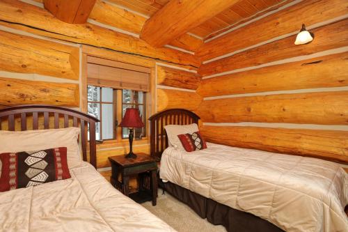 在meiguo.com看到的Paradise Meadow Lodge的介绍图片