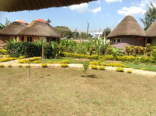 נוף חוץ, Hoima Cultural Lodge in Hoima נוף חוץ, Hoima Cultural Lodge in Hoima