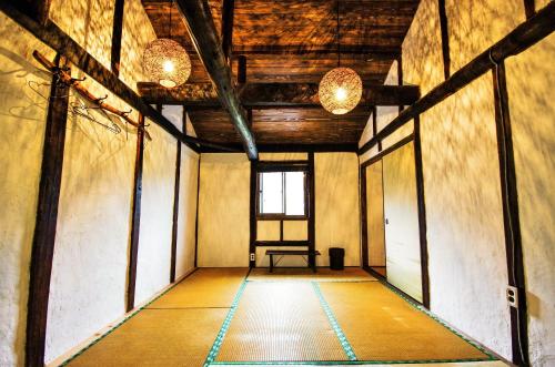 This photo about Shikoku Guesthouse Osakanakunchi shared on HyHotel.com