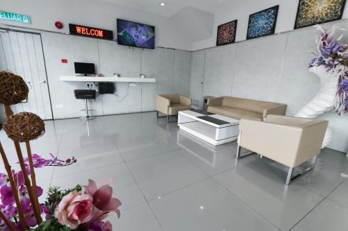 Hotel 99 Kepong KL in Kepong / Sri Damansara Hotel 99 Kepong KL in Kepong / Sri Damansara