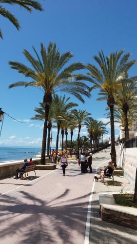 Spiaggia, Hostal Guerra in Marbella Spiaggia, Hostal Guerra in Marbella