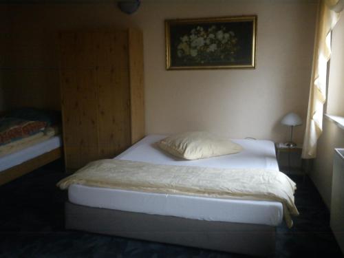 Habitación, Hotel zur Kuferschenke in Nierstein Habitación, Hotel zur Kuferschenke in Nierstein