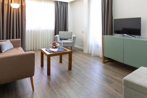 Zimmer, Hotel Black Tulip - Porto Gaia in Vila Nova De Gaia Zimmer, Hotel Black Tulip - Porto Gaia in Vila Nova De Gaia