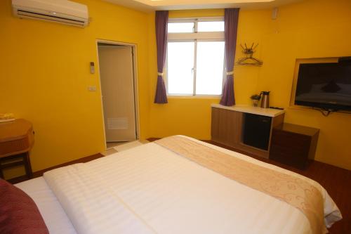 This photo about Kenting Waterfront Hotel shared on HyHotel.com