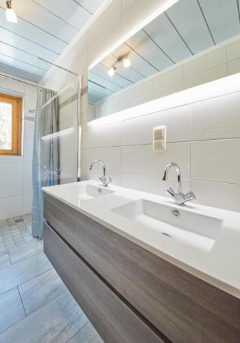 This photo about Appartement Bernkogel by HolidayFlats24 shared on HyHotel.com