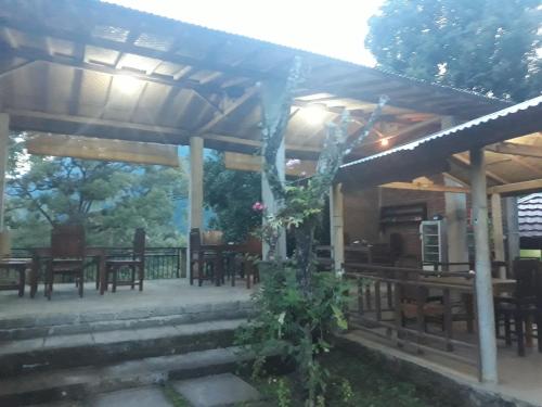Sugi Gede Homestay in Singaraja Sugi Gede Homestay in Singaraja