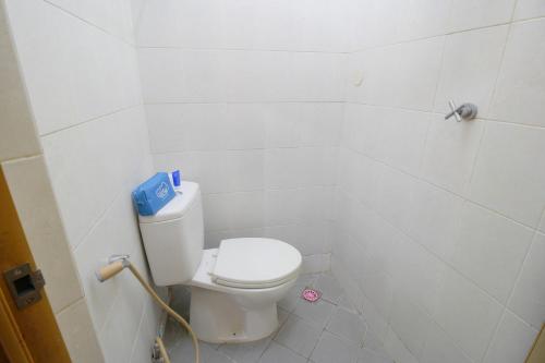 This photo about Airy Eco Syariah Gubeng Moestopo Gang Kedung Pengkol Surabaya shared on HyHotel.com