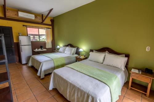 Kayak Lodge in Quepos Kayak Lodge in Quepos