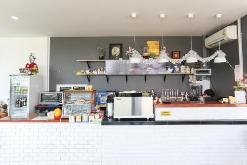 Food and beverages, The Garage in San Sai Food and beverages, The Garage in San Sai