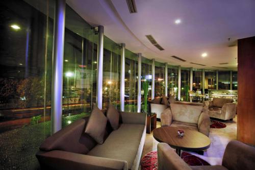 Lobby, ASTON Pluit Hotel & Residence in Pluit Lobby, ASTON Pluit Hotel & Residence in Pluit