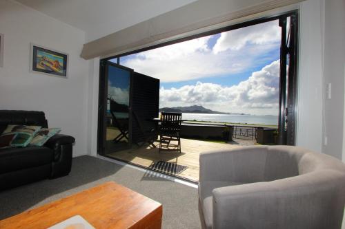 Balcony/terrace, Blue Marlin Apartments in Whitianga Balcony/terrace, Blue Marlin Apartments in Whitianga
