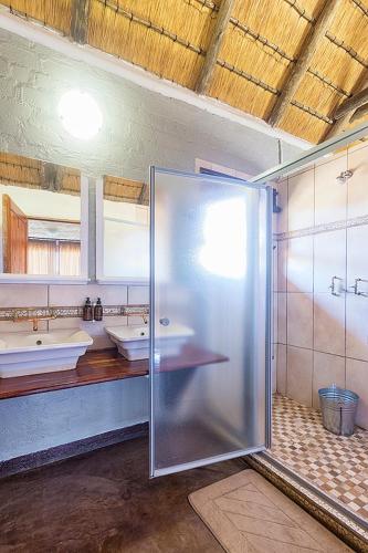 Kamar Mandi, Grootberg Lodge in Kamanjab Kamar Mandi, Grootberg Lodge in Kamanjab