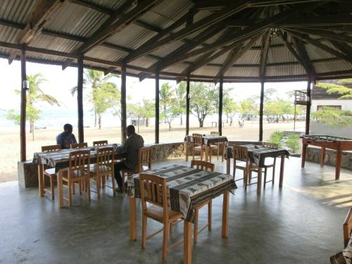 Restoran, Matema Lake Shore Resort in Tukuyu Restoran, Matema Lake Shore Resort in Tukuyu