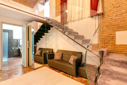 Shower, IL CONVENTO DEI FIORI DI SETA in Santo Stefano Shower, IL CONVENTO DEI FIORI DI SETA in Santo Stefano