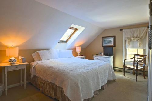 This photo about Camden Windward House shared on HyHotel.com