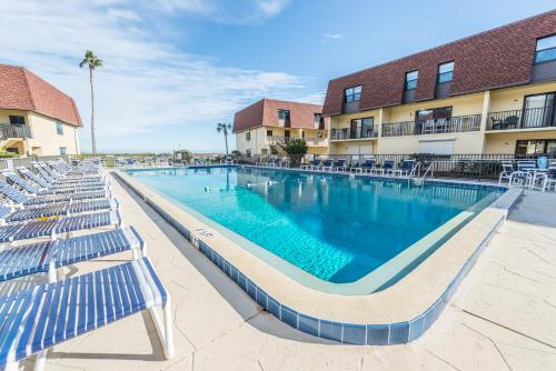Swimming pool, Cocoa Beach Club in North Atlantic Avenue Swimming pool, Cocoa Beach Club in North Atlantic Avenue