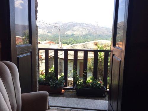 Abrigo da Geira House in แตร์ราส เด โบว์โร Abrigo da Geira House in แตร์ราส เด โบว์โร