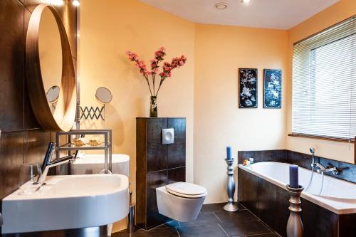 Bathroom, BnB Stelvio in Dwingeloo Bathroom, BnB Stelvio in Dwingeloo