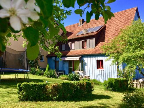 Haus Kunterbunt in Reichenberg Haus Kunterbunt in Reichenberg