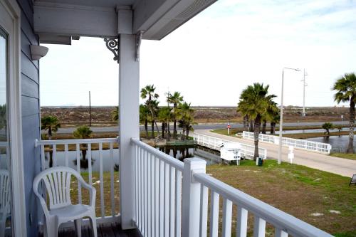 在meiguo.com看到的Spinnaker House - Four Bedroom Home的介绍图片