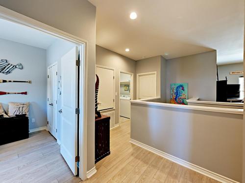 在meiguo.com看到的12 Gulf Side Hesperus - Four Bedroom Townhome的介绍图片