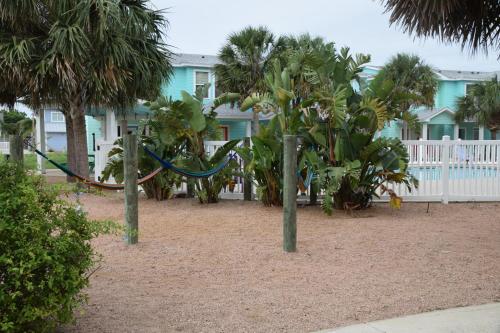 在meiguo.com看到的The Commons 203 - Three Bedroom Townhome的介绍图片