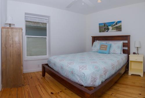 在meiguo.com看到的The Commons 203 - Three Bedroom Townhome的介绍图片