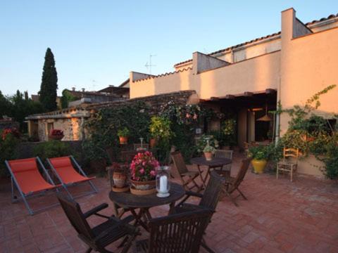 This photo about Fonda la Pepa Maca shared on HyHotel.com