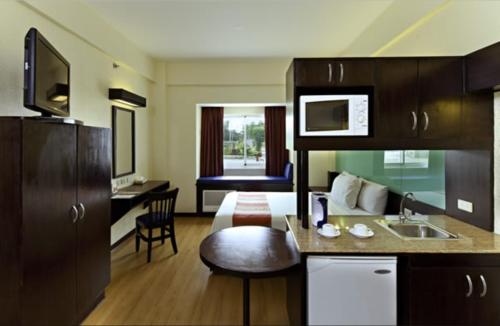 Microtel by Wyndham Batangas in Batangas Microtel by Wyndham Batangas in Batangas